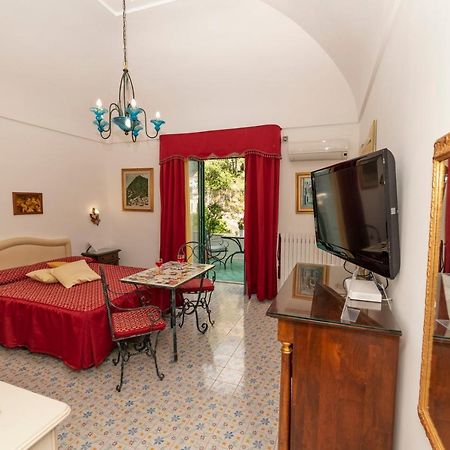 Casa Teresa Acomodação com café da manhã Positano Exterior foto