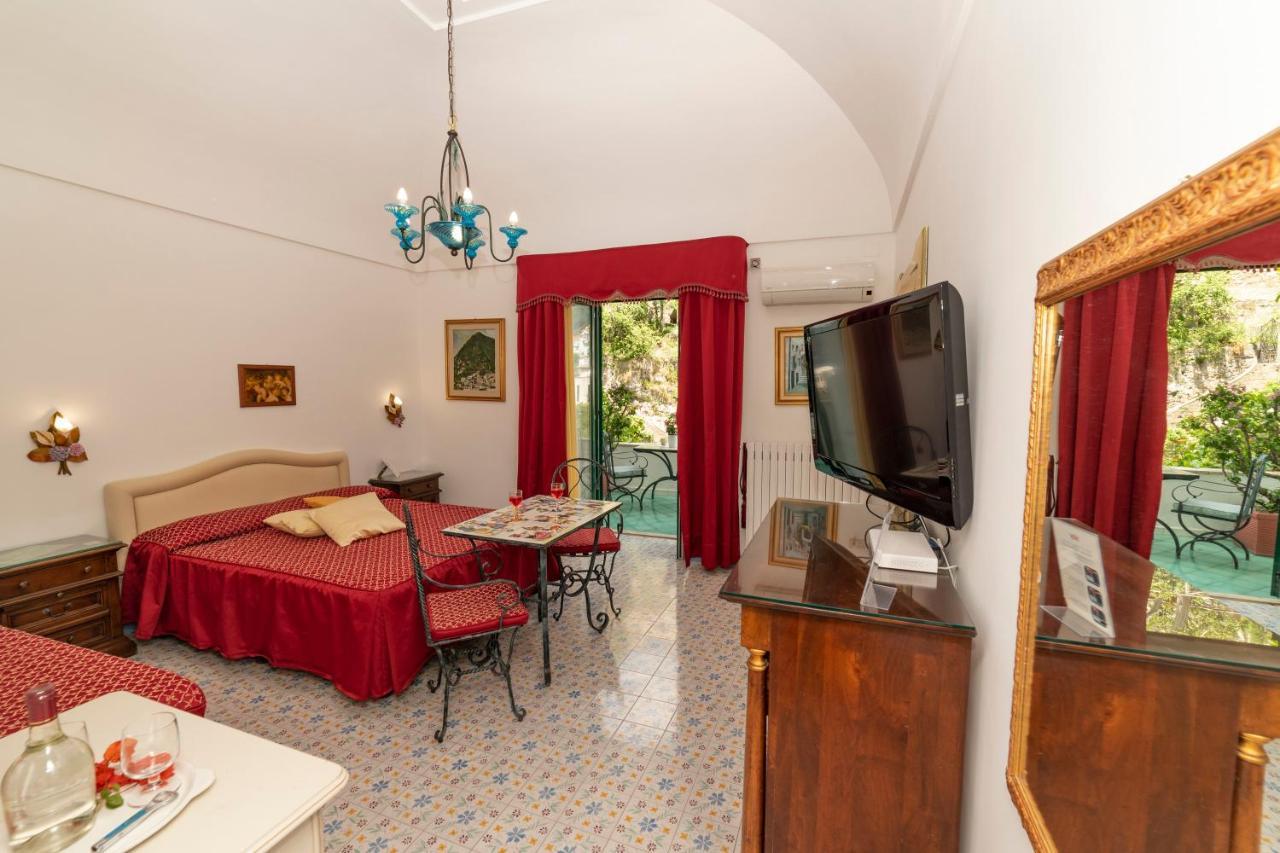 Casa Teresa Acomodação com café da manhã Positano Exterior foto