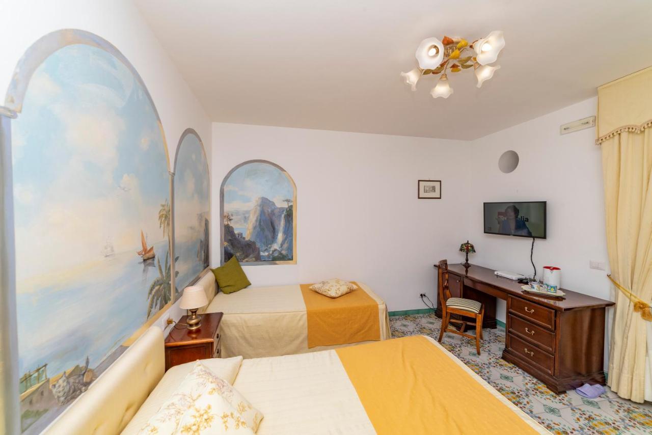 Casa Teresa Acomodação com café da manhã Positano Exterior foto