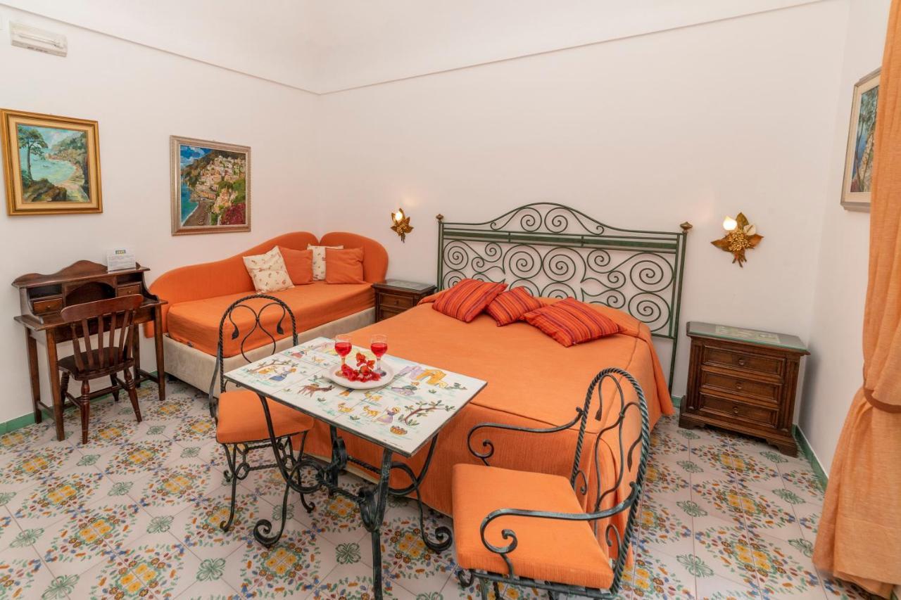 Casa Teresa Acomodação com café da manhã Positano Exterior foto