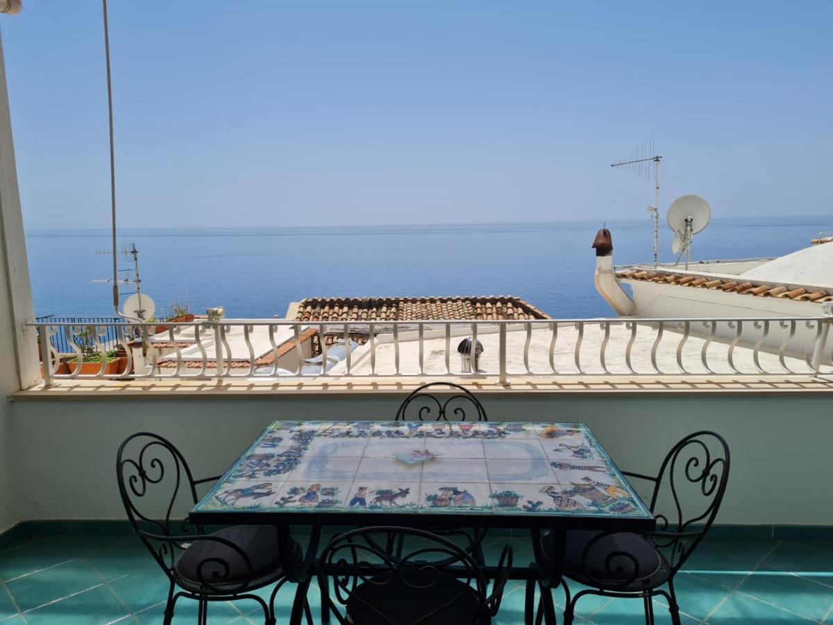 Casa Teresa Acomodação com café da manhã Positano Exterior foto