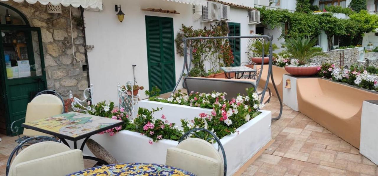 Casa Teresa Acomodação com café da manhã Positano Exterior foto