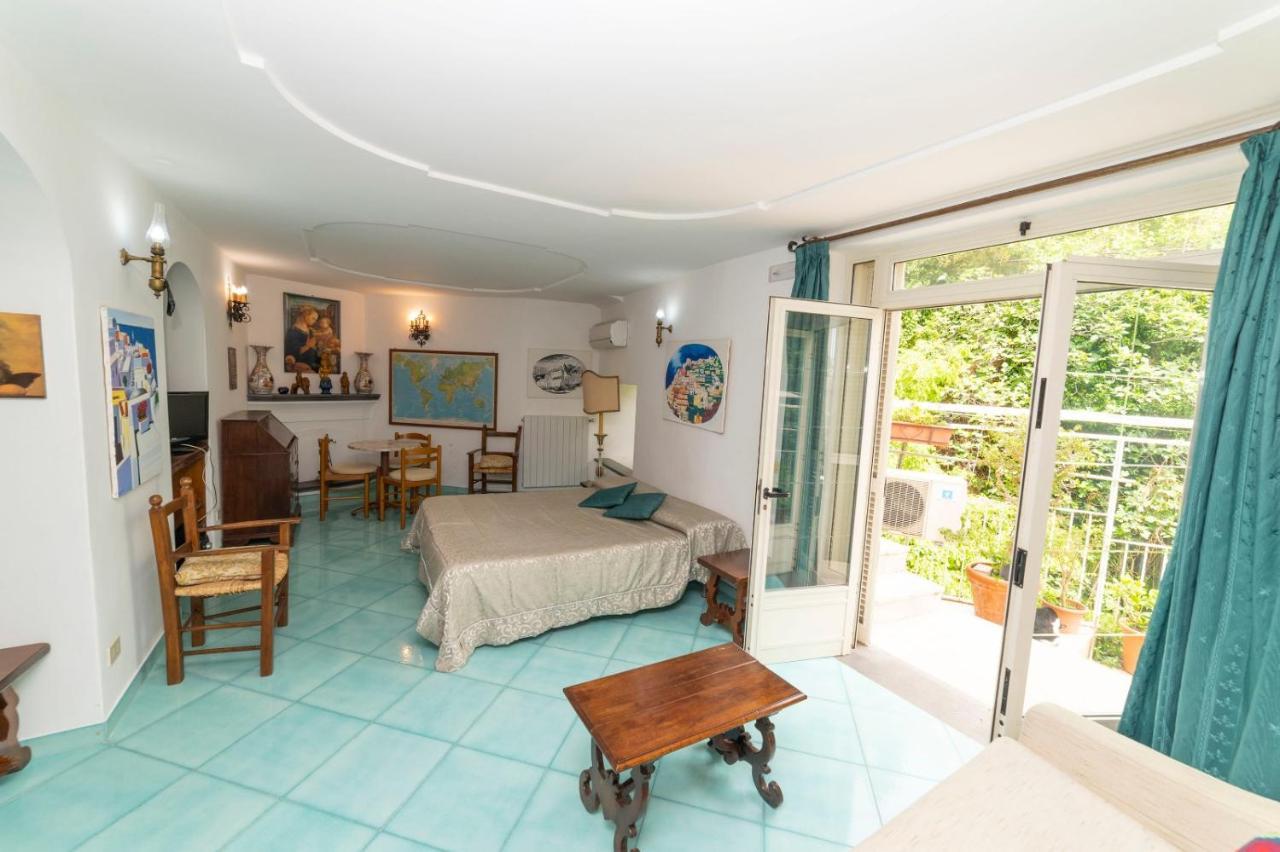 Casa Teresa Acomodação com café da manhã Positano Exterior foto